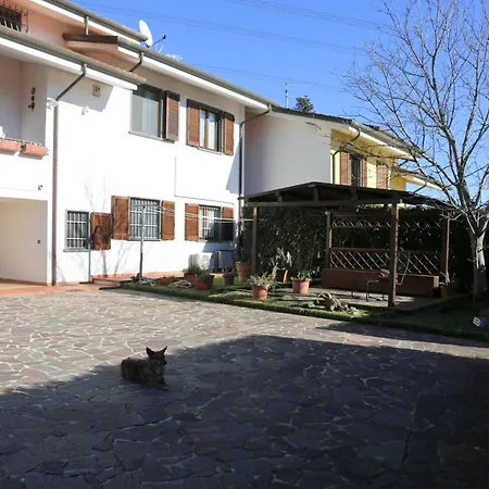 Guest house Latte & Miele Hause Lucca